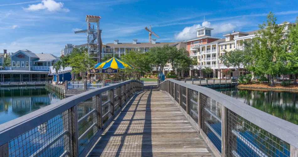 20 Best Night Attractions in Destin