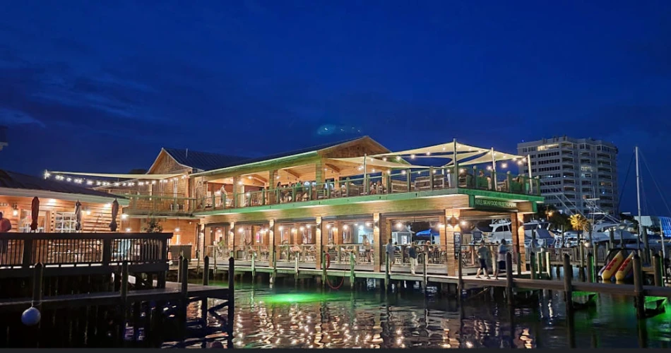 20 Best Night Attractions in Destin